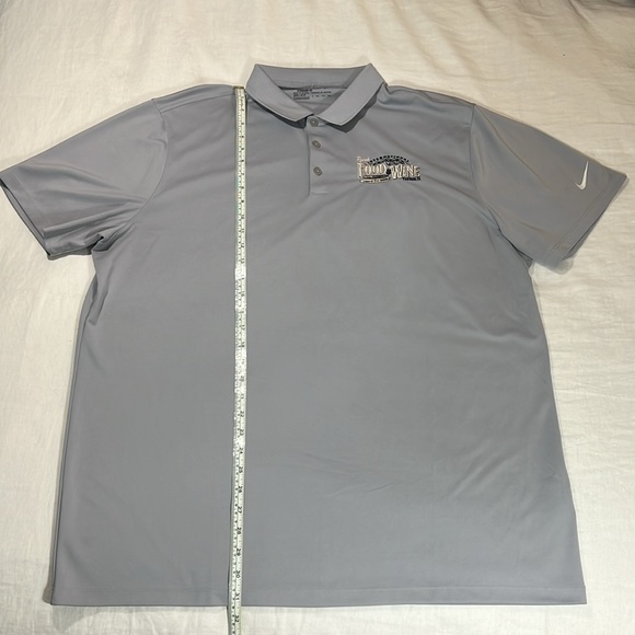 Disney’s 2018 EPCOT Food & Wine Festival Nike Dri Fit Polo - Picture 6 of 9